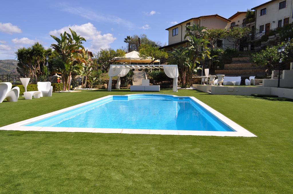 Villa Martius San Pier Niceto Exteriér fotografie